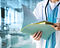 Doctor con archivos