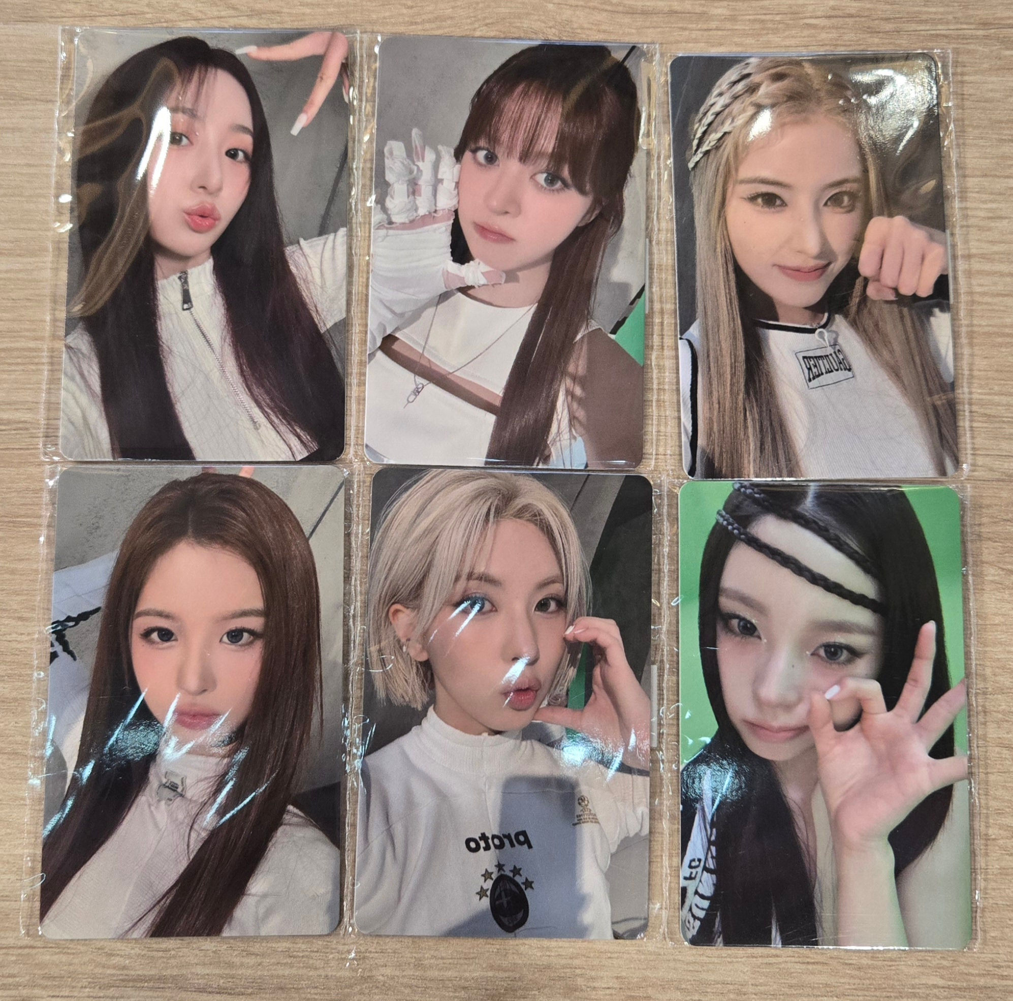 NMIXX Fe304 : FORWARD JYP SHOP POB Photocard