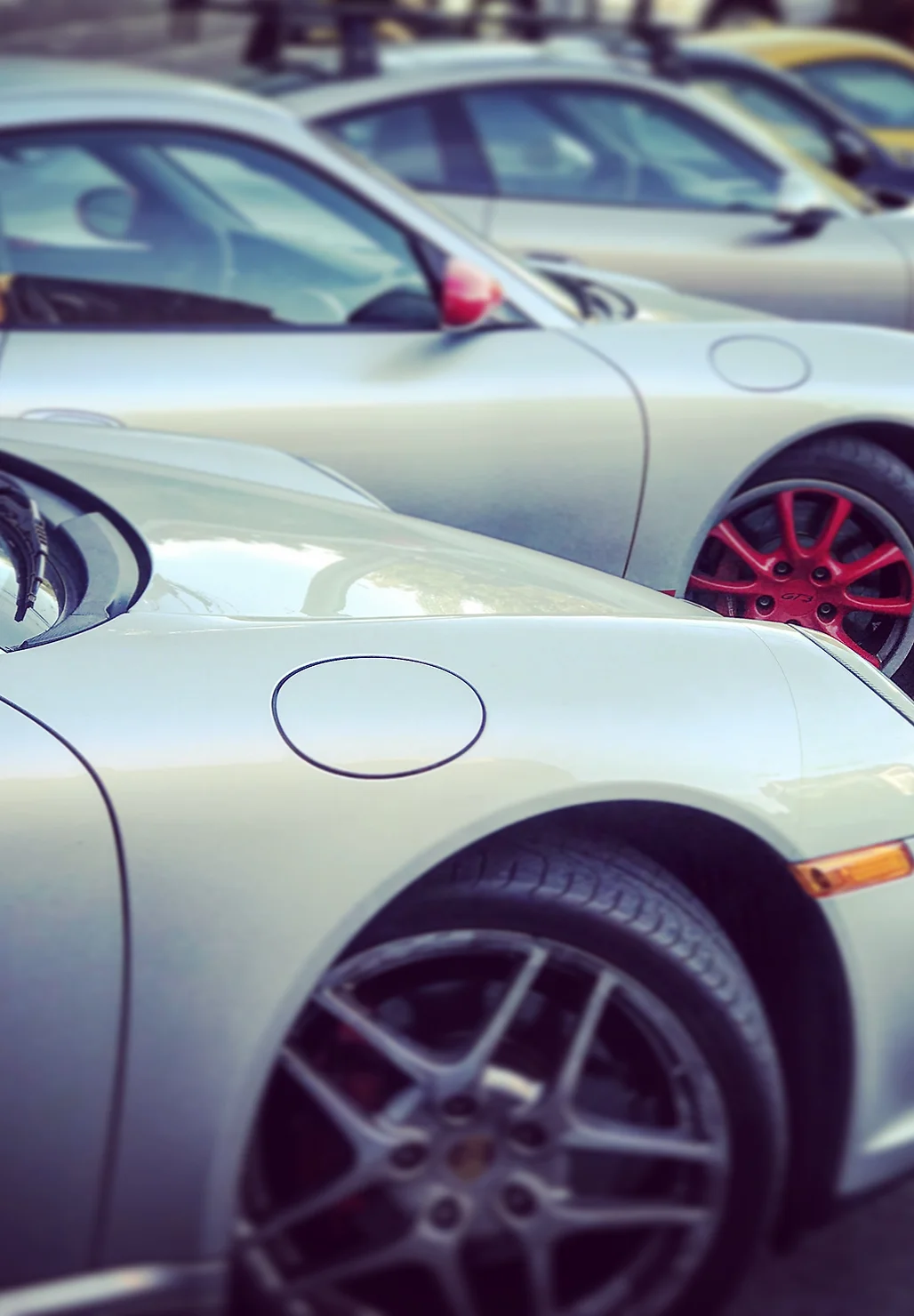 car sales - porschedes.webp