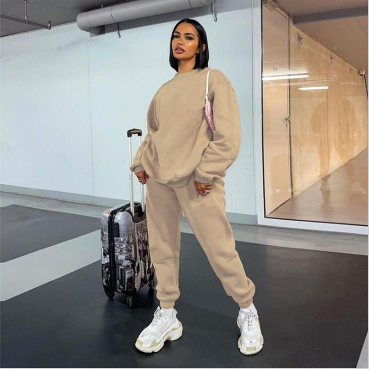 Thumbnail: Embroidery Crewneck Sweatshirt & Shorts 2‑Piece Set