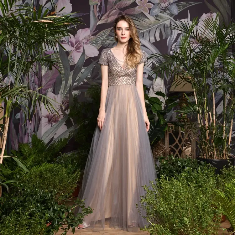 Thumbnail: Elegant Plus Size Party Evening Dress Women Unique Practical Formal Occasion