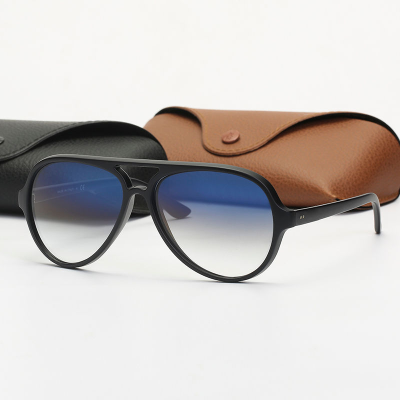 Thumbnail: Pilot‑Style Driving Sunglasses with UV Protection, Fashion Aviator Design