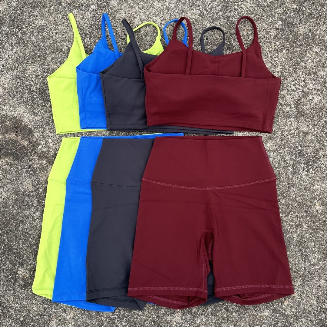 Women’s Seamless Yoga Set – Spaghetti Strap Sports Bra & Short Leggings