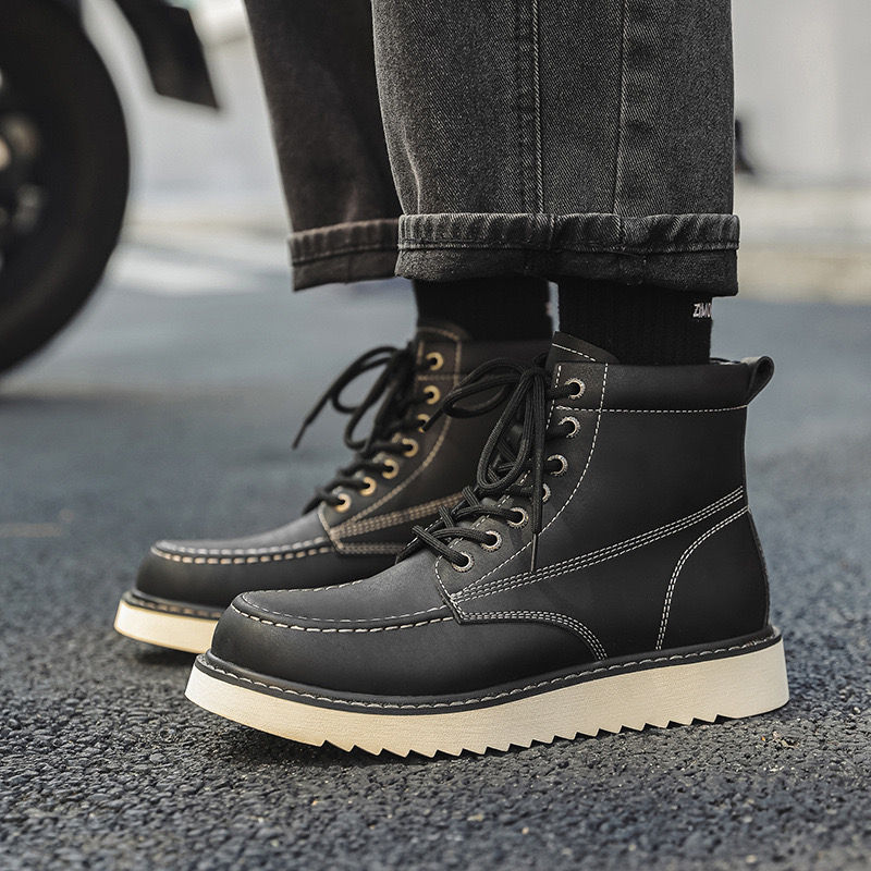 Thumbnail: Fashionable Leather Desert Work Boots for Men with Lace Up Outdoor Shoes