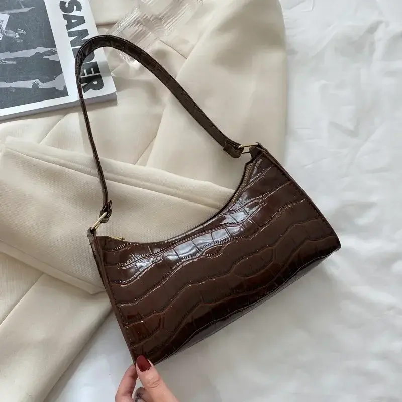 Thumbnail: Women’s Retro Casual PU Leather Chain Shoulder Tote Bag