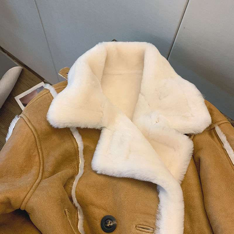 Thumbnail: Women’s Winter Lamb Wool Shearling Sheepskin Short Coat Suede Jacket