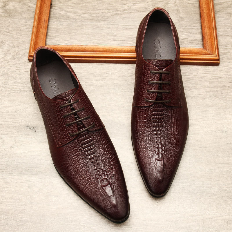 Thumbnail: Mens Handmade Genuine Leather Wedding Shoes with Retro Crocodile Pattern Design