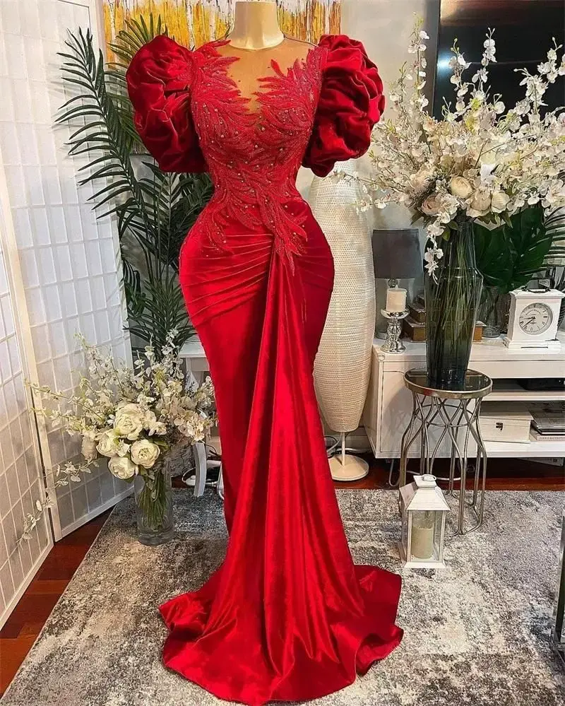 Thumbnail: Plus Size Red Luxury Beaded Mermaid Evening Dress for Women