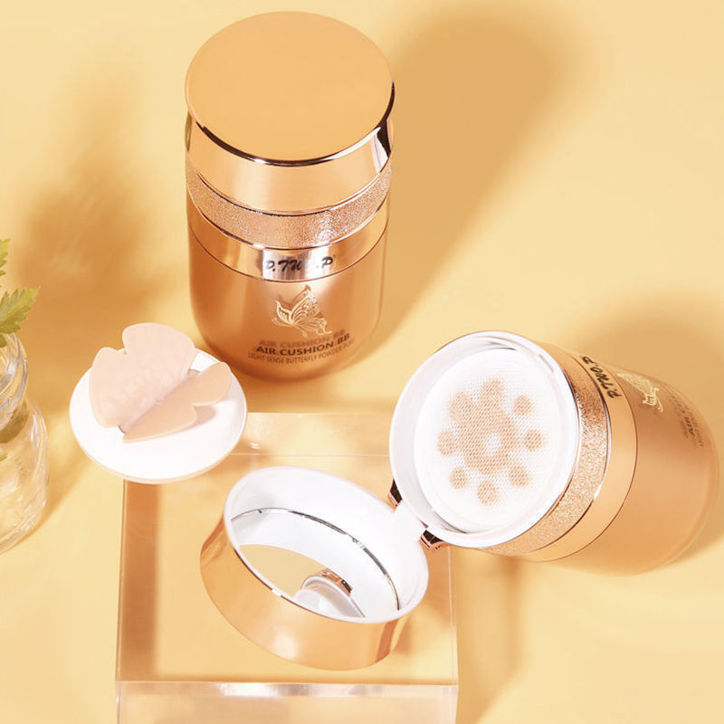 Thumbnail: Concealer with Pore Blurring Moisturizing Oil Control and Sweat Resistance