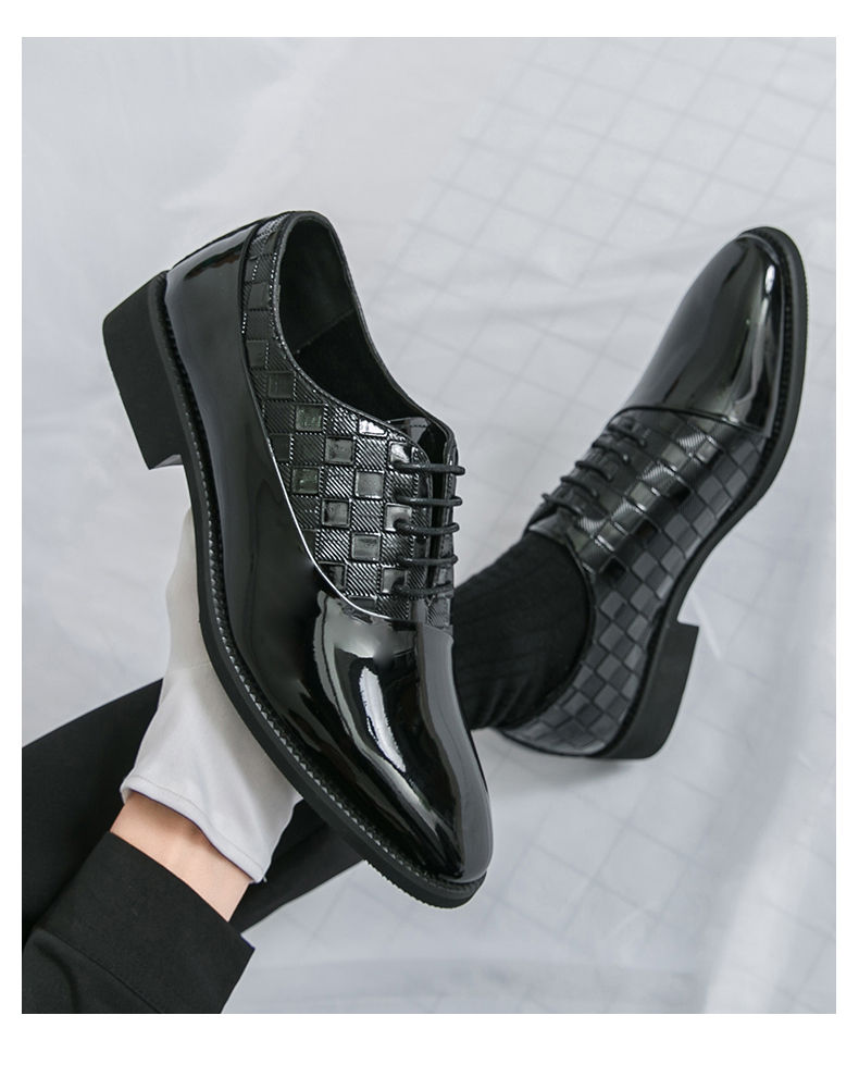 Thumbnail: Mens Pointed Toe Patent Leather Mirror Oxford Wedding Dress Shoes