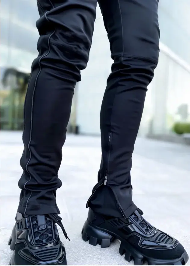 Thumbnail: Men’s Slim Fit Stretch Sports Top and Jogger Sweatpants Set