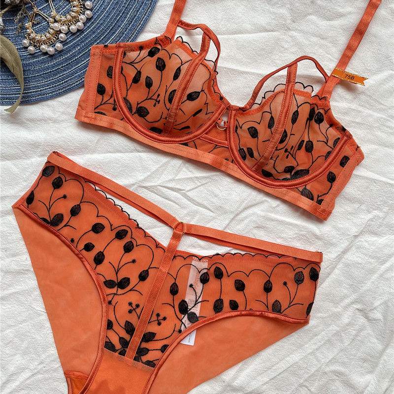 Thumbnail: Ultra Thin Transparent Lace Sexy Women Lingerie Sets Underwear Bra Sets