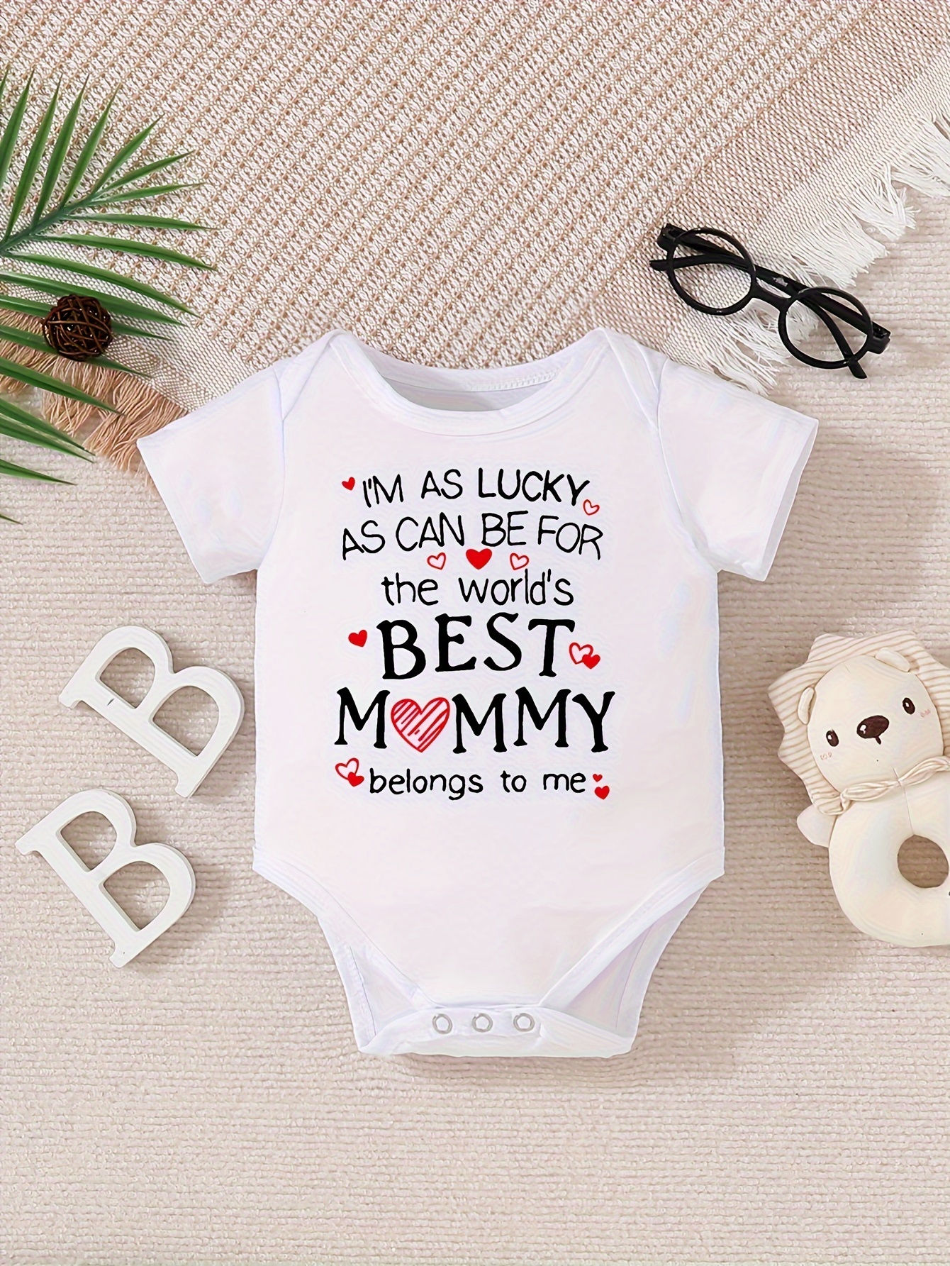 Adorable "Best Mommy" Letter Print Baby Bodysuit