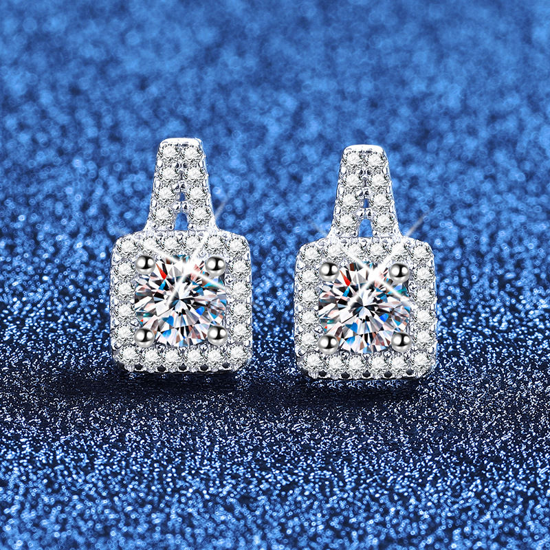 1CT Princess-Cut Moissanite Stud Earrings in PT950 Platinum