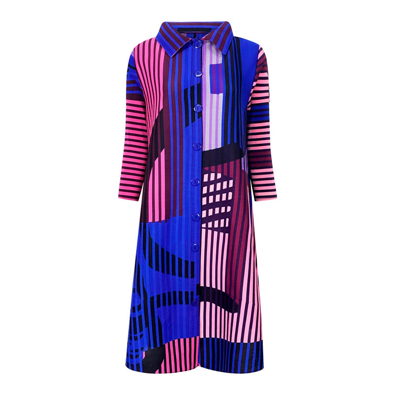 Thumbnail: Women’s Plus Size Pleated Geometric Print Office Midi Dress