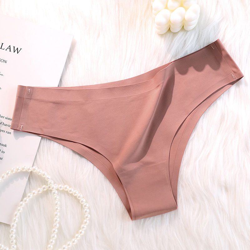 Thumbnail: Women's Ice Silk Seamless Briefs – Low-Rise Breathable Panties with High Elastic