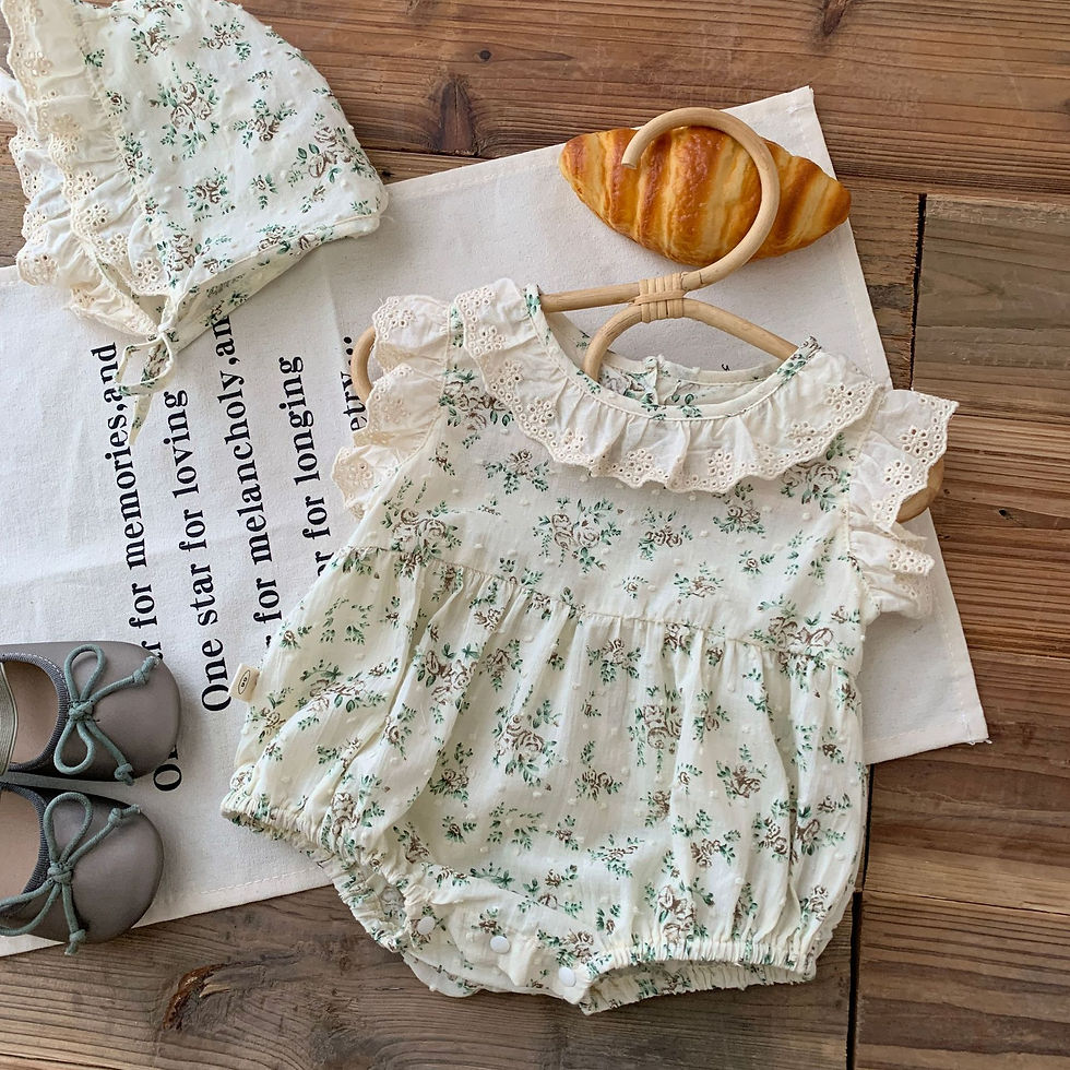 Thumbnail: Cute Flower Ruched Fly Sleeve Bodysuit for Newborn Baby Girls (98% Cotton)