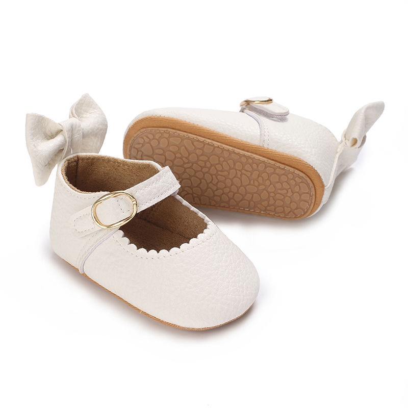 Thumbnail: Baby Girl Moccasins Soft Sole Princess Shoes with Lace Bow and Fringe