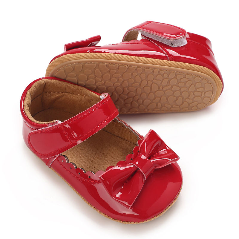 Thumbnail: Baby Girl Princess Moccasins with Bow Fringe and Soft Rubber Sole