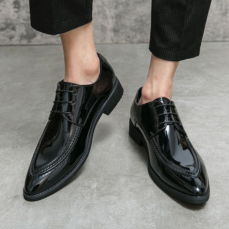 Thumbnail: Mens Luxury Patent Leather Oxford Shoes with Pointed Toe for Wedding Formal Wear