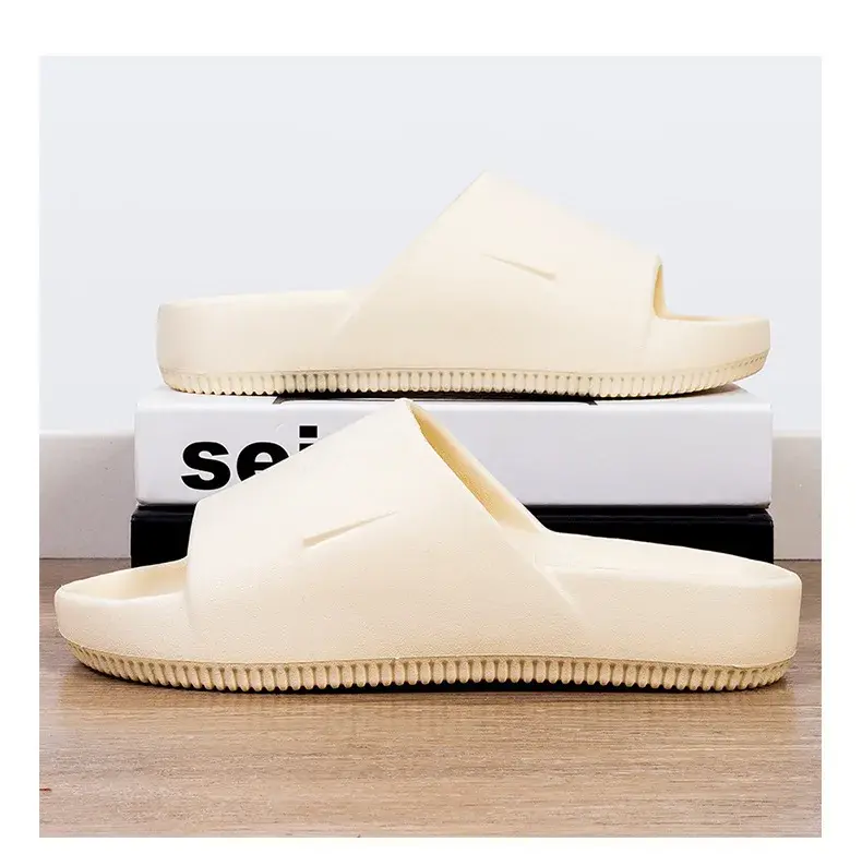 Thumbnail: Ultra Soft Outdoor EVA Slides for Men and Women – Wear-Resistant Design
