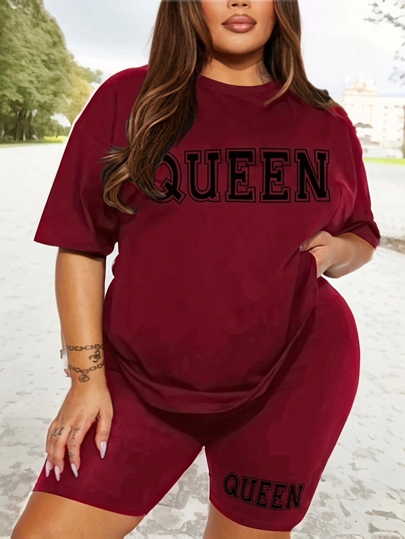 Plus Size Queen Letter Print Summer Shorts Set – Casual O-Neck Knit Suit