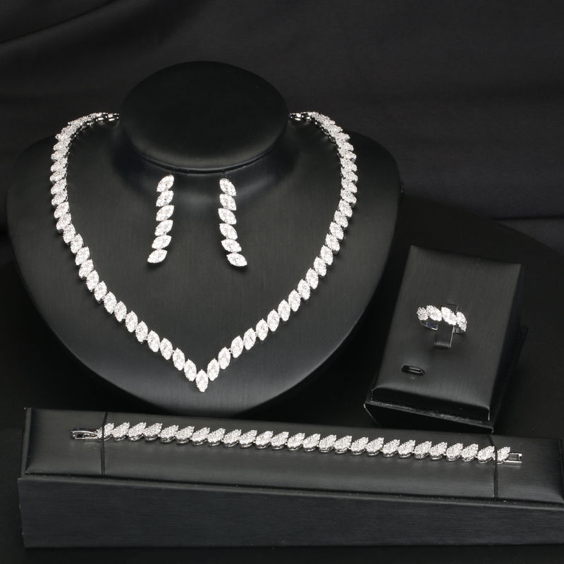 Women’s Gold‑Plated Gemstone Jewelry Set – Bridal Necklace & Earrings