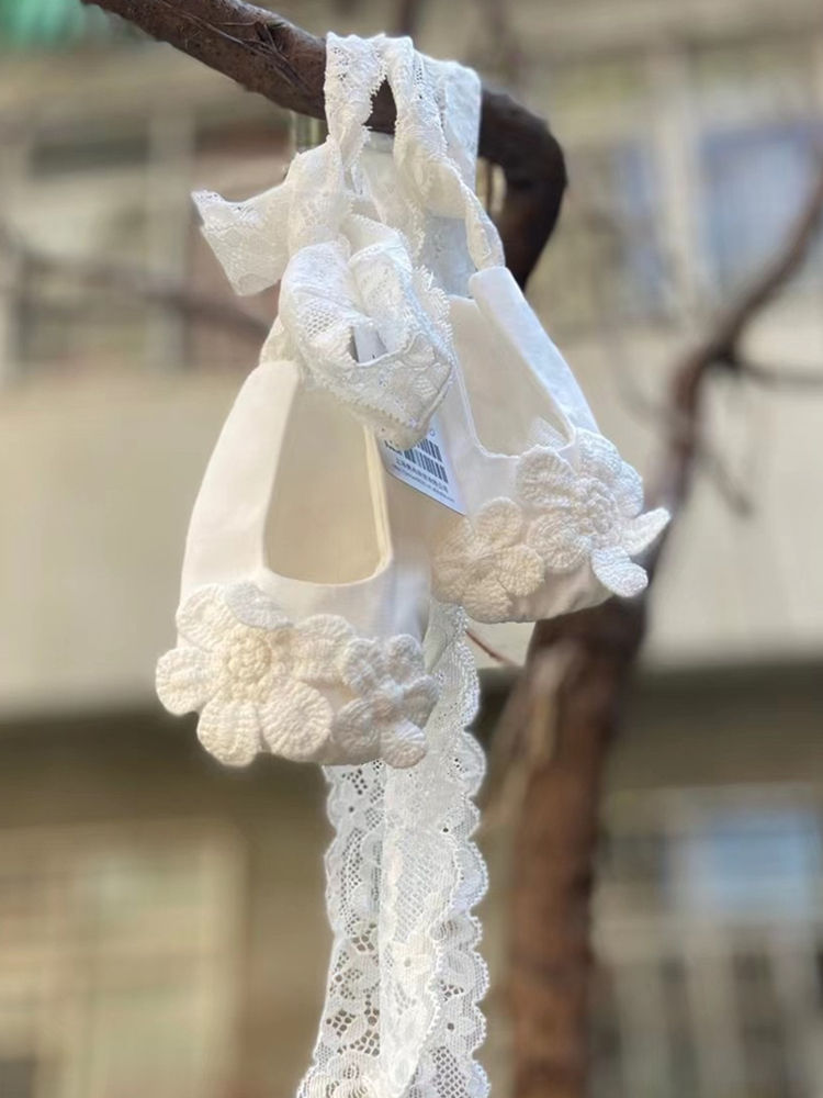 Thumbnail: Doll bling Ivory Lace Baby Shoes – Pearly Christening First Walkers
