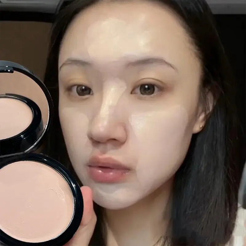 Thumbnail: Moisturizing Cream Foundation Palette with Silky Texture and Long Wear Concealer