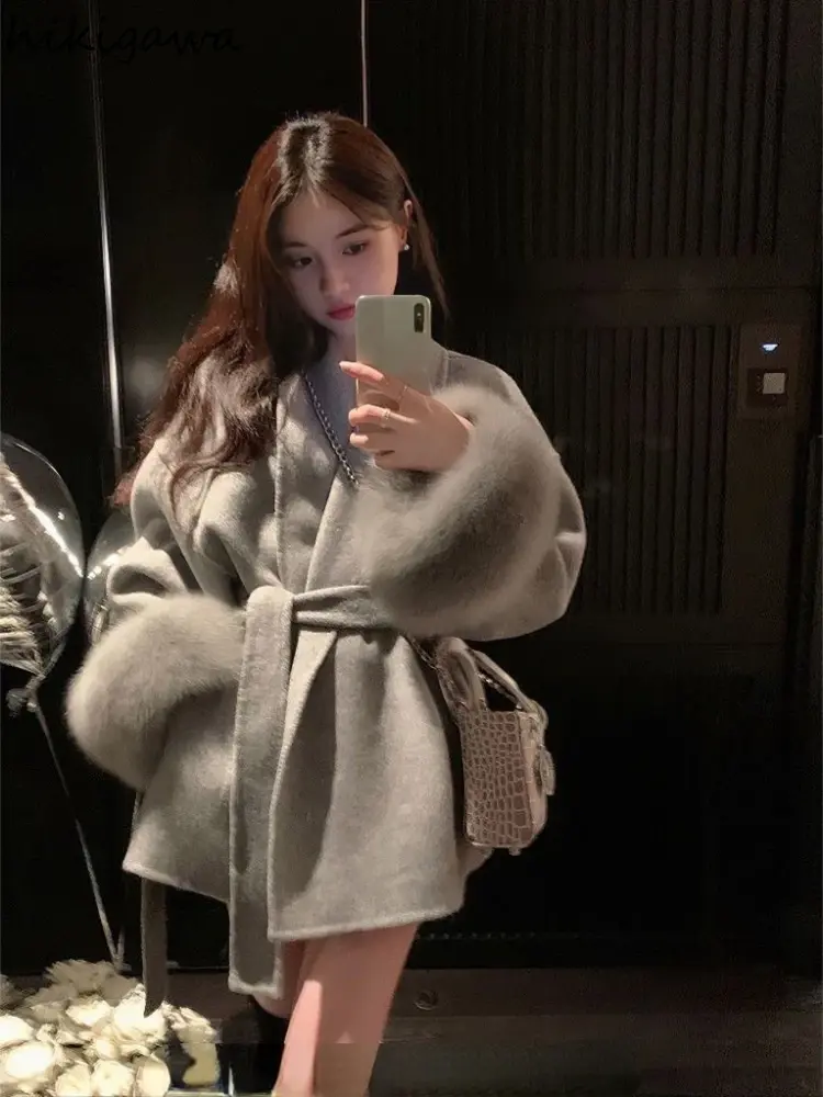 Thumbnail: Women's Patchwork Furry Long Sleeve Bandage Coat