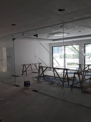 gypsum partition wall with high finish quality