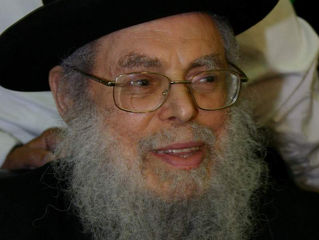על מורנו ורבנו הגאון רבי יששכר מאיר זצ"ל
