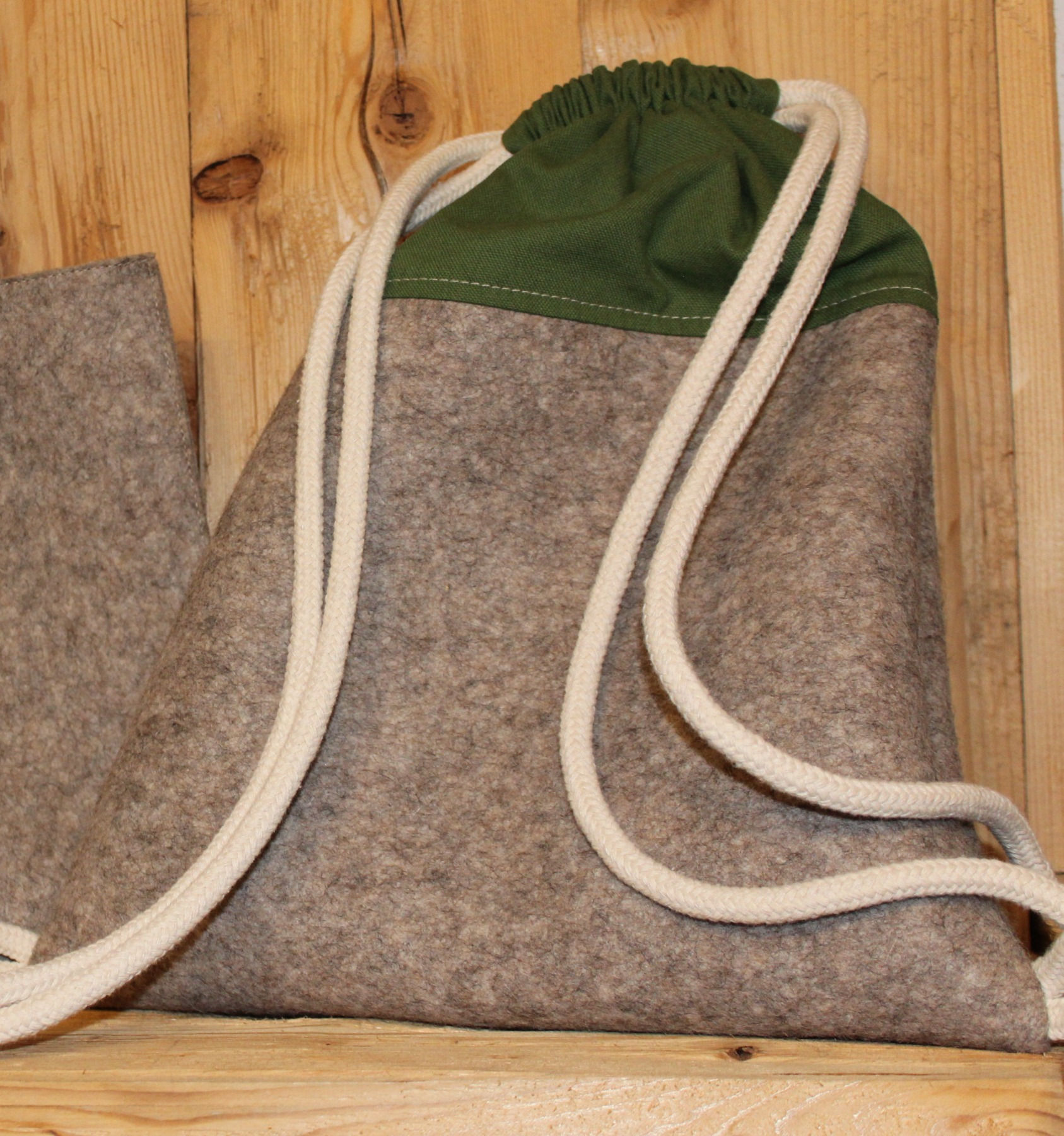 Alpaka Filz Rücksack