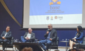 Programa Base é destaque em congresso nacional sobre gestão pública inteligente