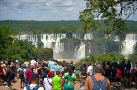 Mais de 456 mil turistas de outros países visitaram o Paraná nos primeiros meses de 2026