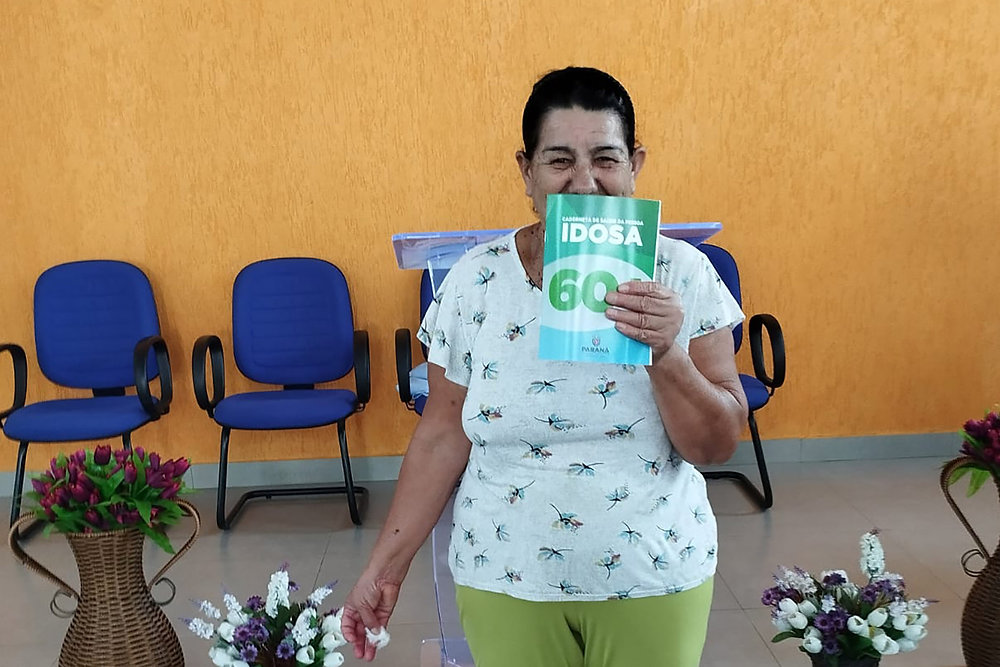 Paraná Prioriza a Saúde da Terceira Idade: 400 Mil Cadernetas de Saúde Distribuídas para Cuidado Integral