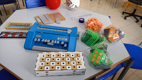 Governo do Paraná garante aprendizagem a alunos cegos e com baixa visão