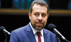 Boulos diz que pedirá prisão de policiais acusados de atropelar motociclista em ato pró-Lula