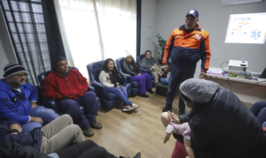 Defesa Civil capacita voluntários do Rotary Club Ópera de Arame em primeiros socorros