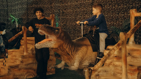 Dinos Alive tem 30% de desconto durante a Semana da Criança em Curitiba