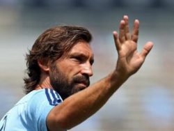Pirlo confirma que não será técnico da Itália e rebate críticas sobre ligação com a Rússia
