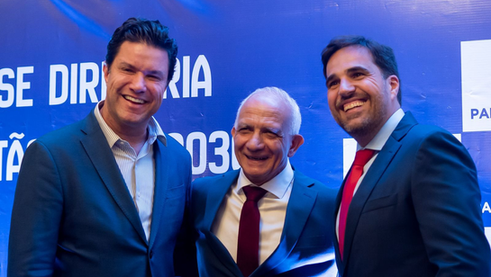 Guto Silva destaca força do setor de combustíveis em posse da nova diretoria da Paranapetro