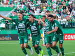 Walter Clar brilha, Chape vence o Paysandu e assume 3º lugar na Série B