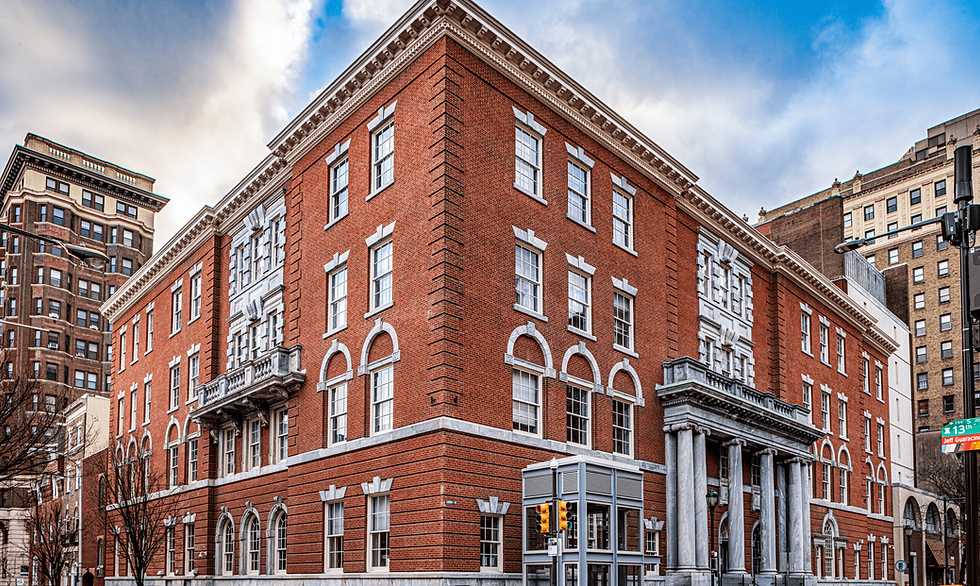 photo full view of Historical Society of Pennsylvania building