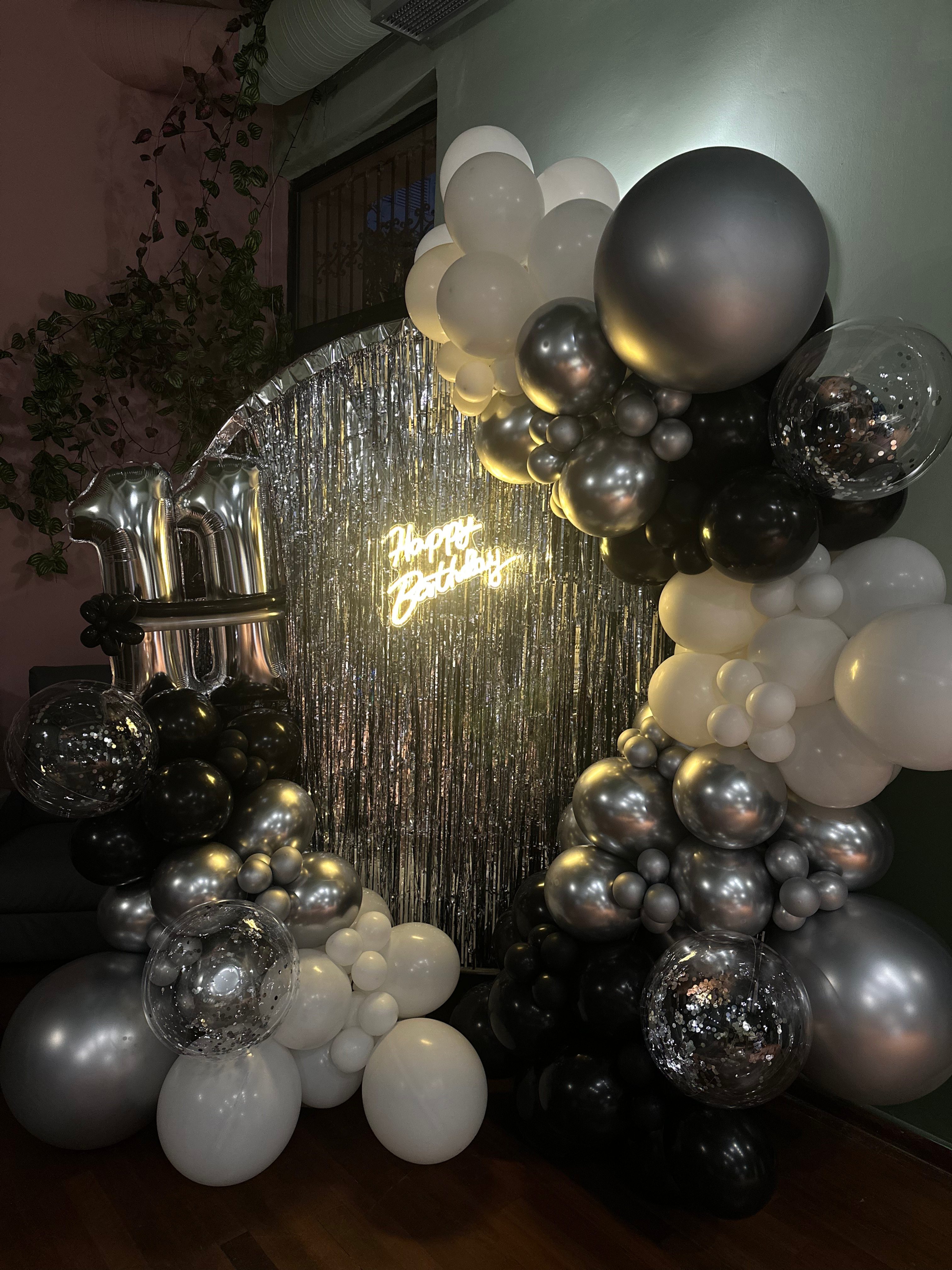 Black-silver birthday set up 