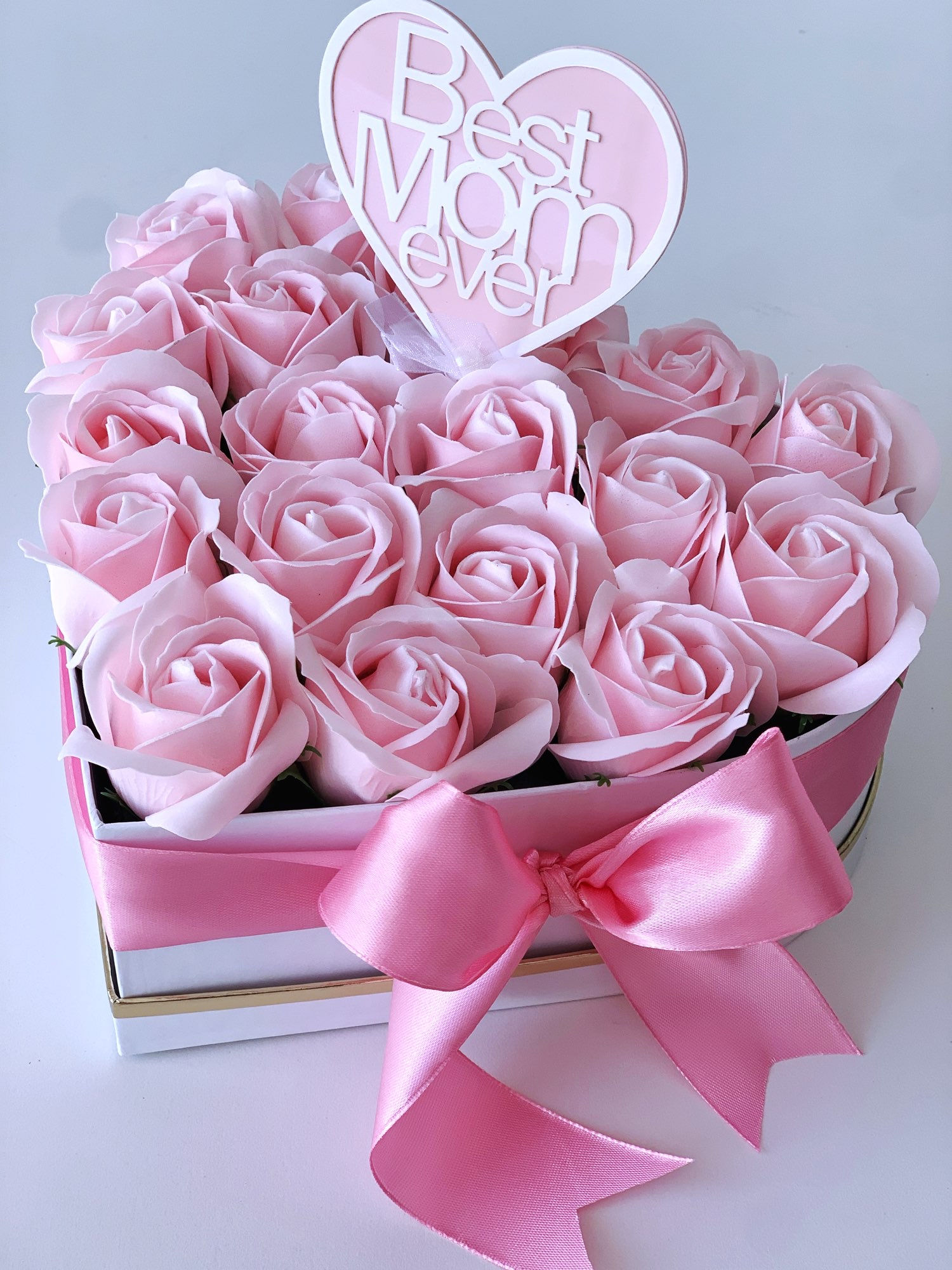 White heart with baby pink soap roses