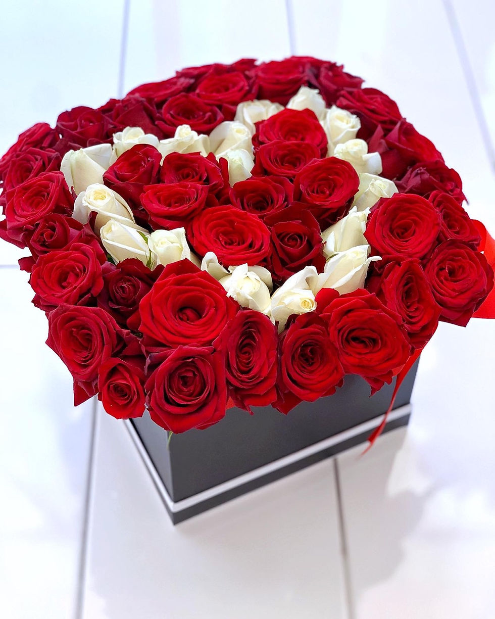 Μικρογραφία: Black square box with heart