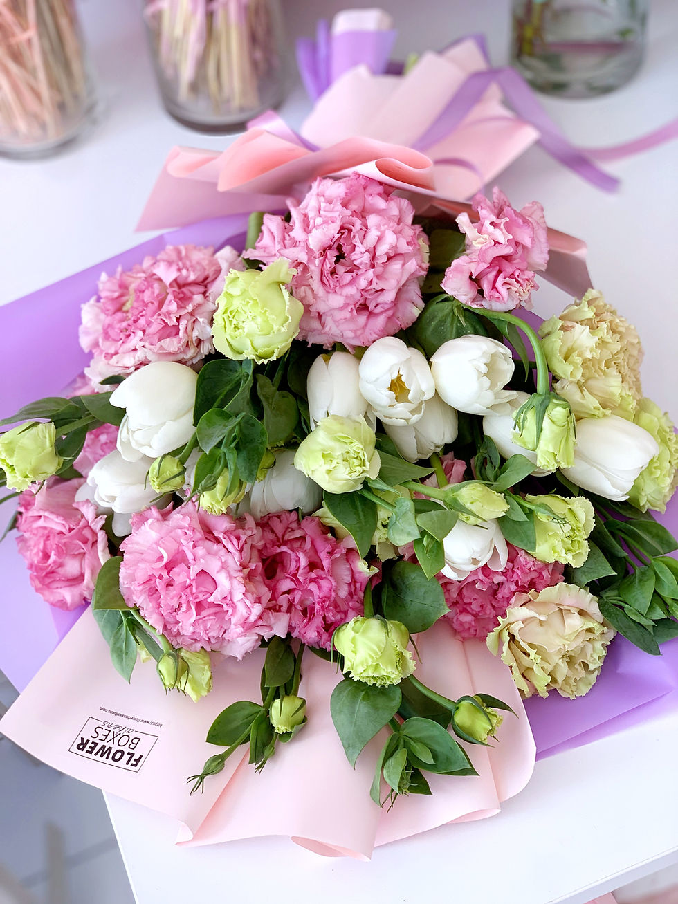 Μικρογραφία: Lisianthus and tulips mix