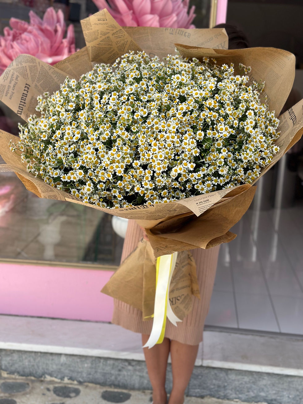 Thumbnail: Giant bouquet Chamomili 