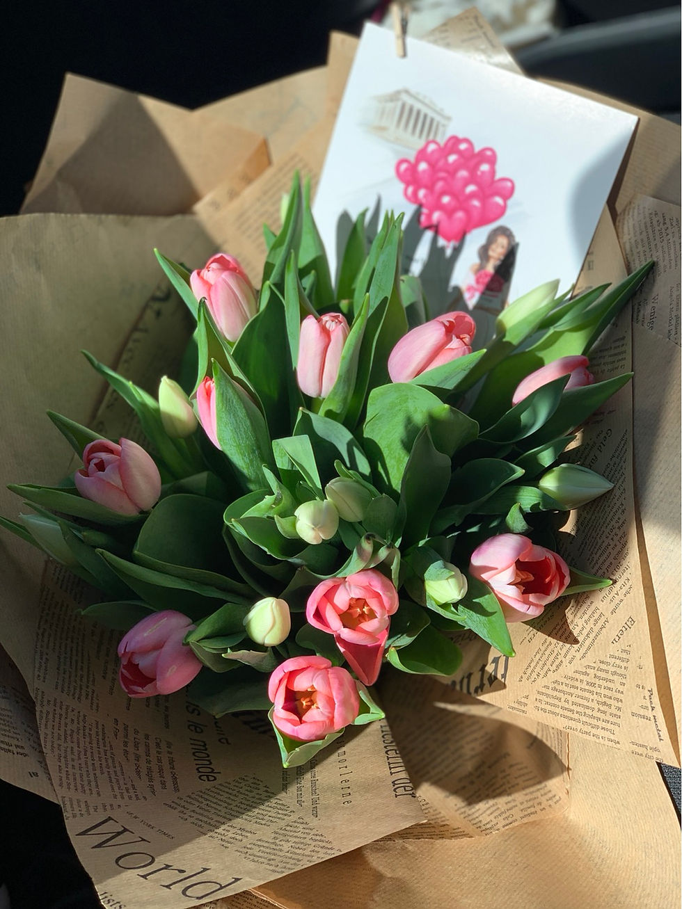 Thumbnail: White and pink mix 20 tulips